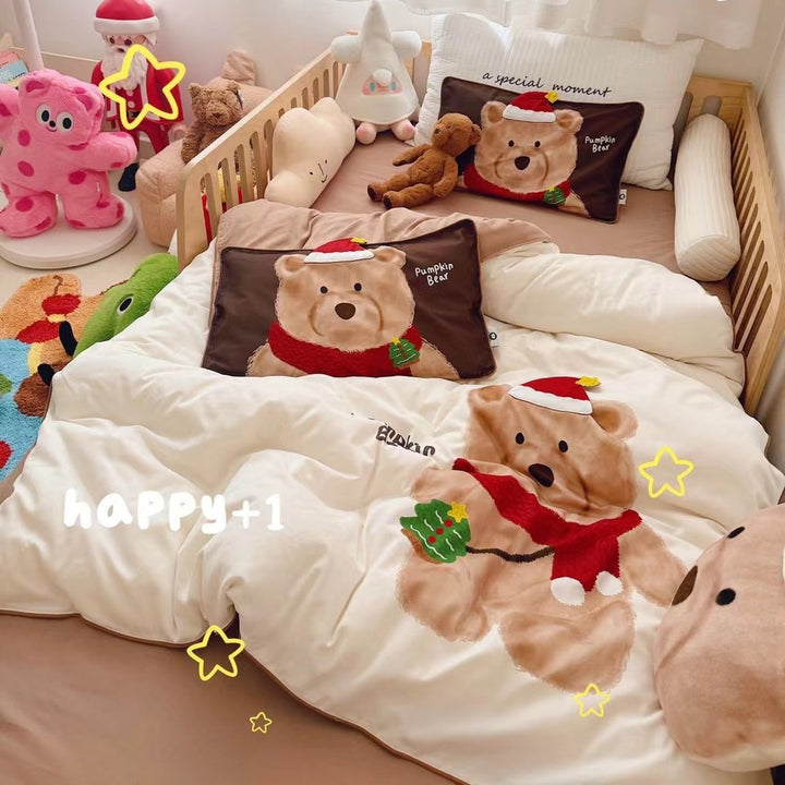 Kids' duvet cover set with cuddly plush appliqué and teddy bear pumpkin motif