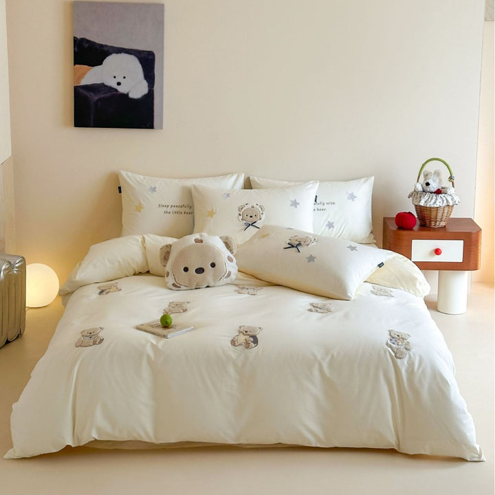 Bedding set with appliquéd cuddly rabbits, ruffle edge and soft cotton blend
