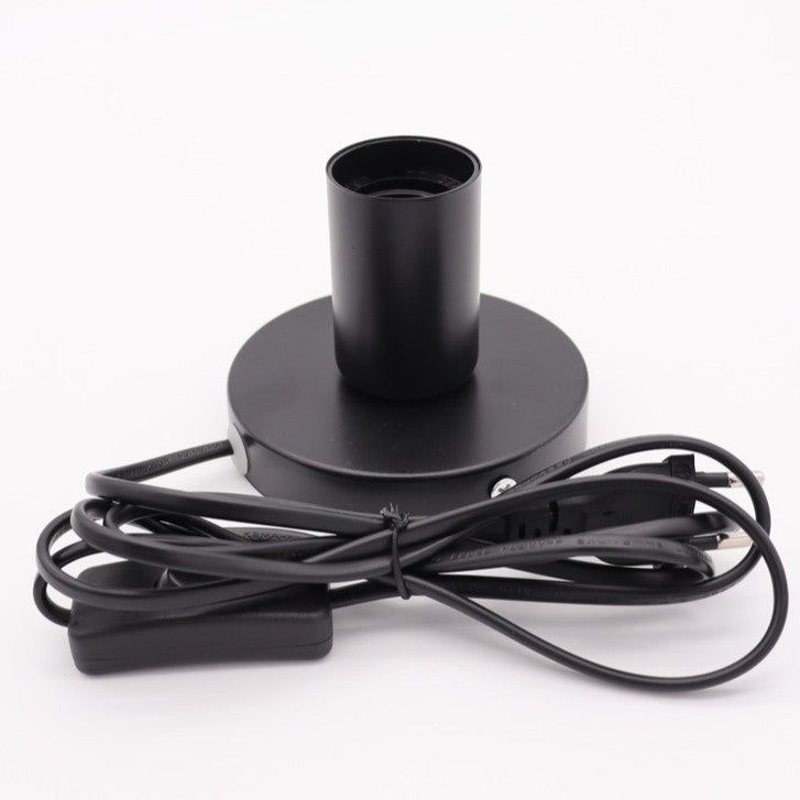 Metal Plug-In Lamp Holder with Inline Switch and EU Plug Bowlift