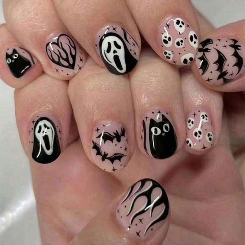 Nail art set with creative Halloween design Bowlift