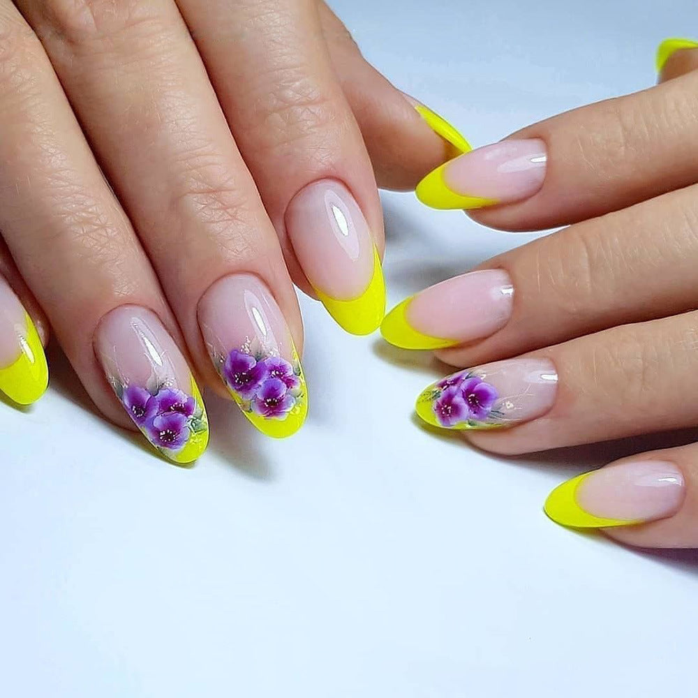 Artificial nails with exclusive spring design Bowlift