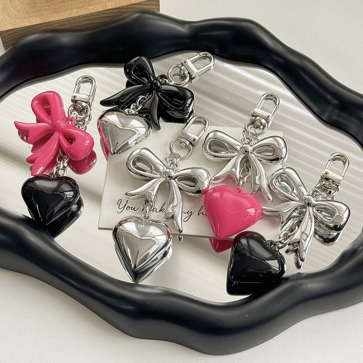 Heart-Shaped Charm Keychain Bowlift