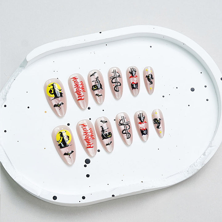 Halloween-Themed Nail Art Set Bowlift