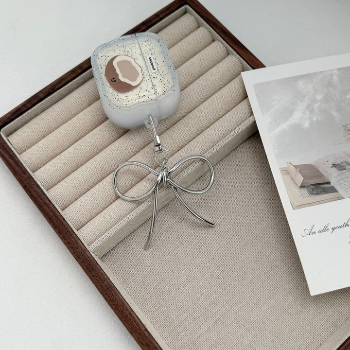 Elegant Bow-Shaped Keychain Bowlift