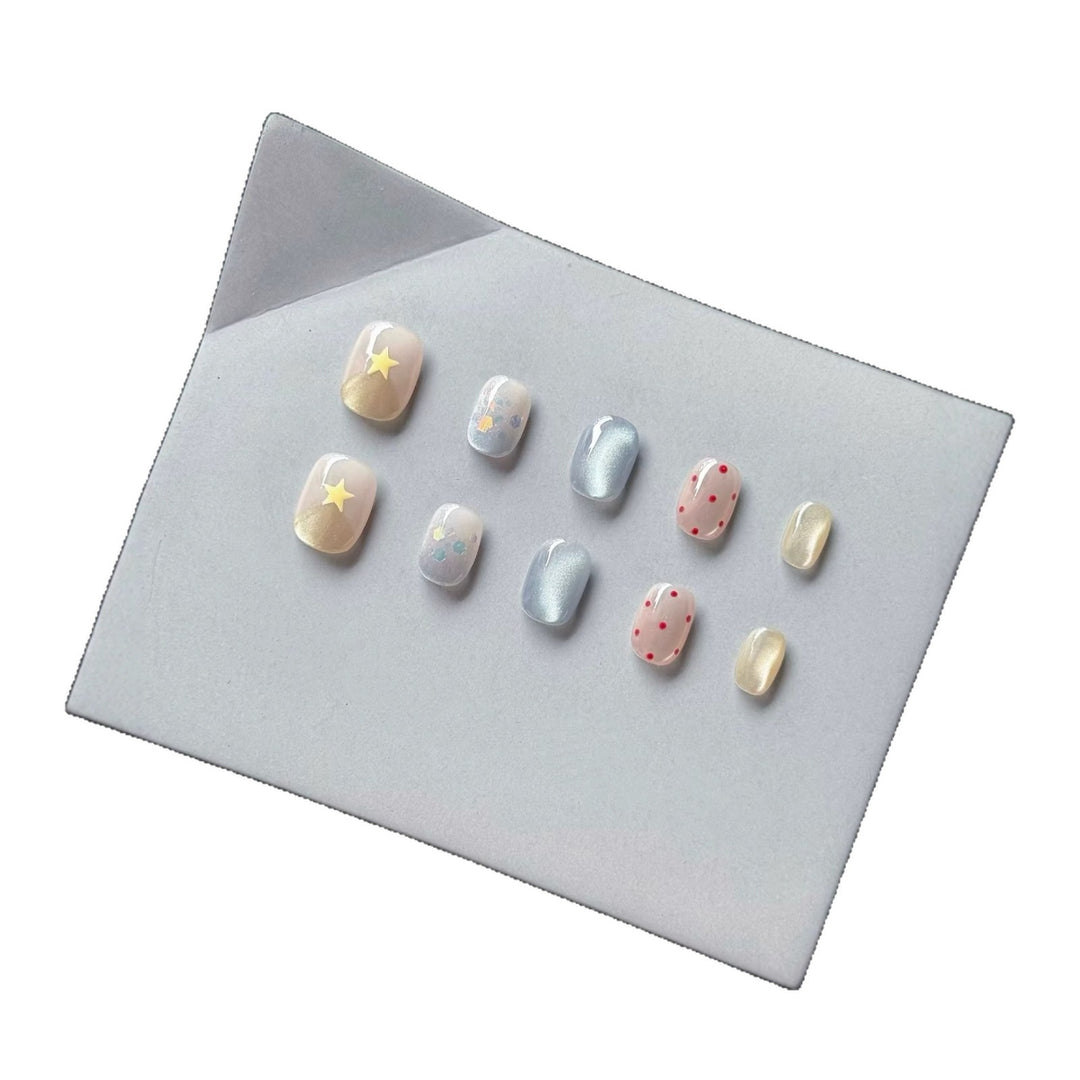 Creative Artistic Press-On Nail Set
