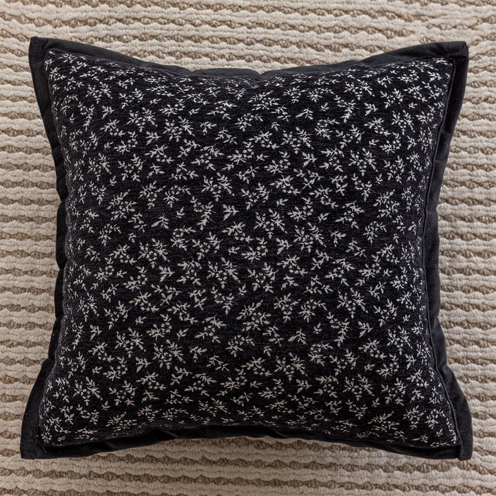 Patterned decorative cushion