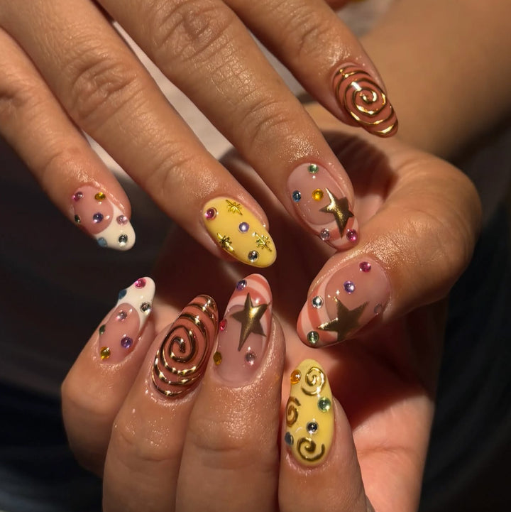 Elegant Holiday Press-On Nail Set