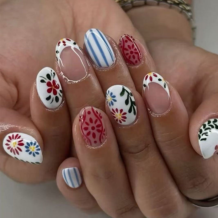 Art nail set with floral and graphic patterns Bowlift