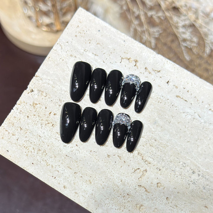 Elegant Glossy Press-On Nail Set with Rhinestone Accents
