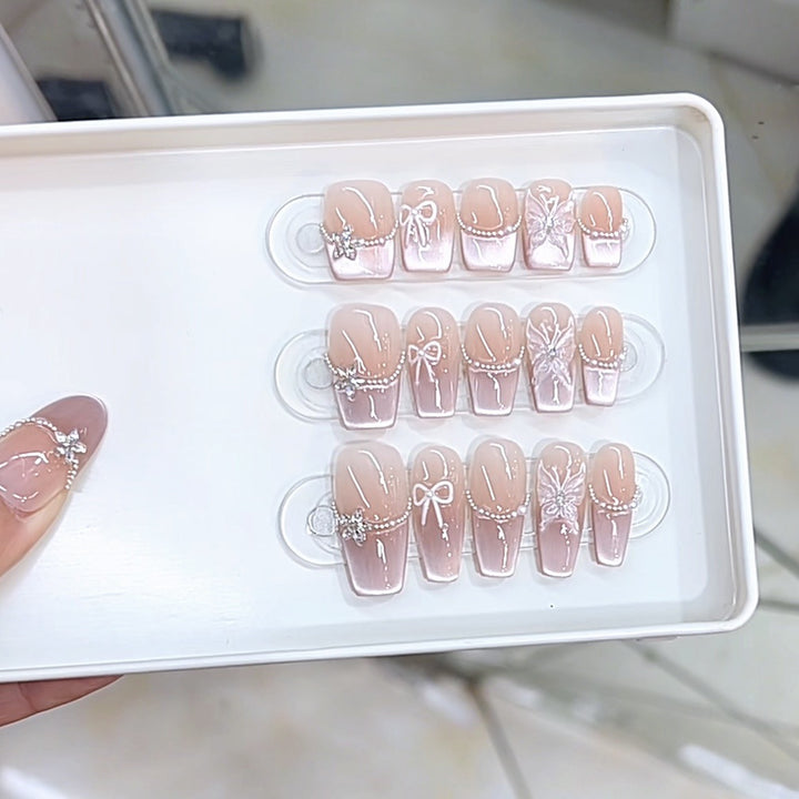 Elegant Nail Art Tips Bowlift