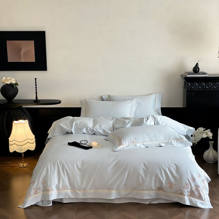 Silk-gloss bed linen set with embroidered rose border Bowlift