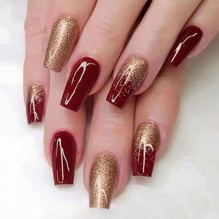 Nail set with elegant glitter design Bowlift