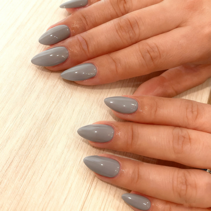 Stylish Almond Shape Nail Art Bowlift