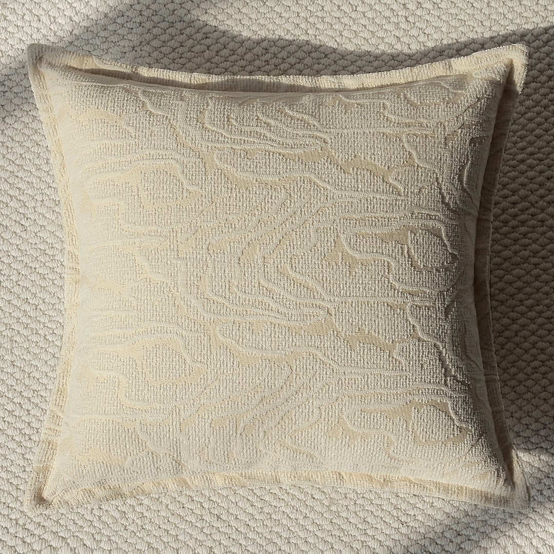 Stylish and elegant decorative pillow