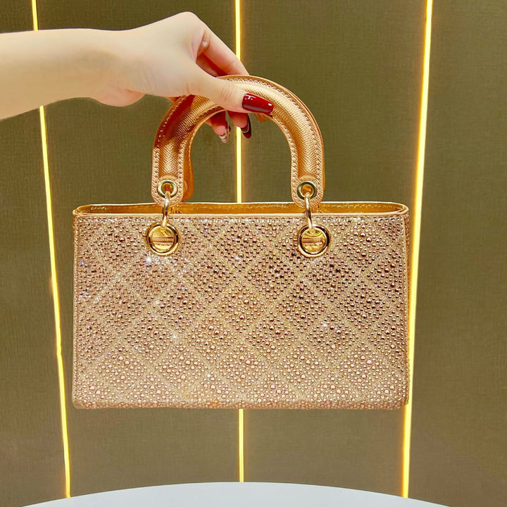 Elegant Rhinestone-Embellished Handheld Purse