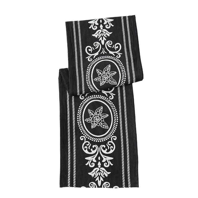 Ornamental lightweight viscose scarf with decorative medallion pattern Bowlift