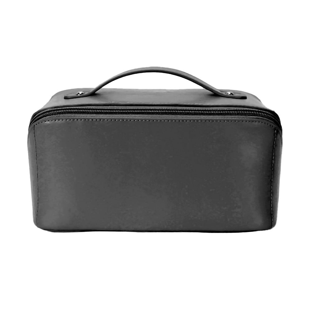 Cosmetic bag with elegant zipper Bowlift
