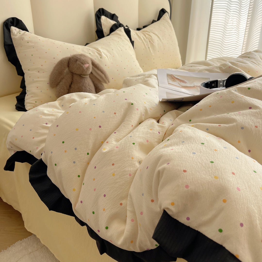 Polka Dot Ruffled Edge Duvet Cover and Pillowcase Set