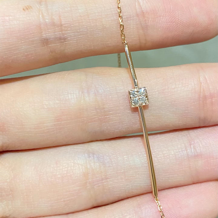Delicate Bar Chain Bracelet Bowlift