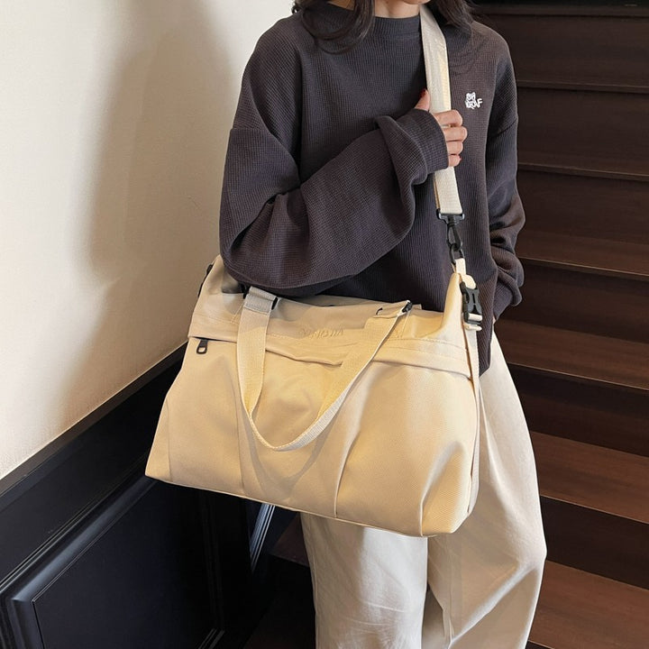 Stylish Multi-Functional Weekend Bag