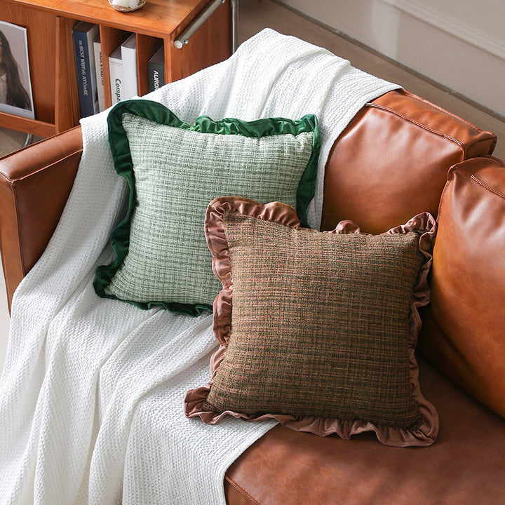 Decorative cushion with woven bouclé structure and velvet ruffled edge Bowlift