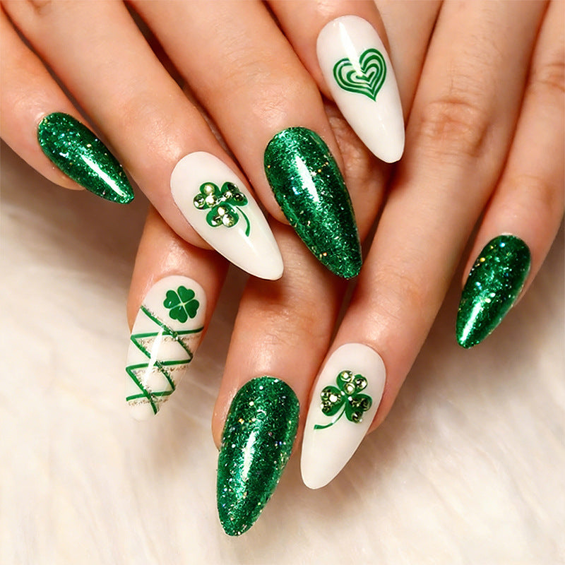 Artificial nail set with festive glitter and clover motifs Bowlift