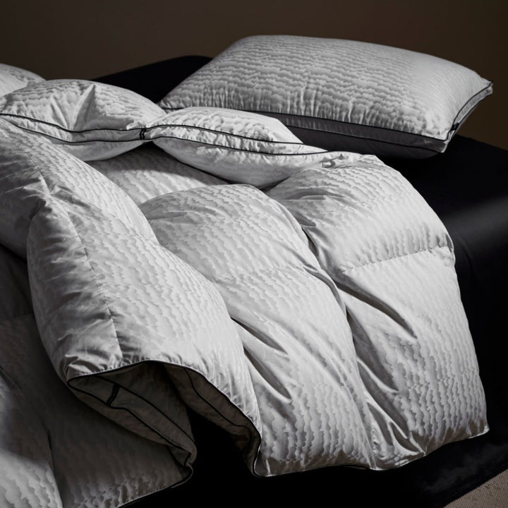 Luxurious quilted duvet with check quilting and breathable soft-touch cover