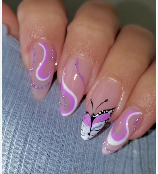 Butterfly-Inspired Nail Art Extensions Bowlift