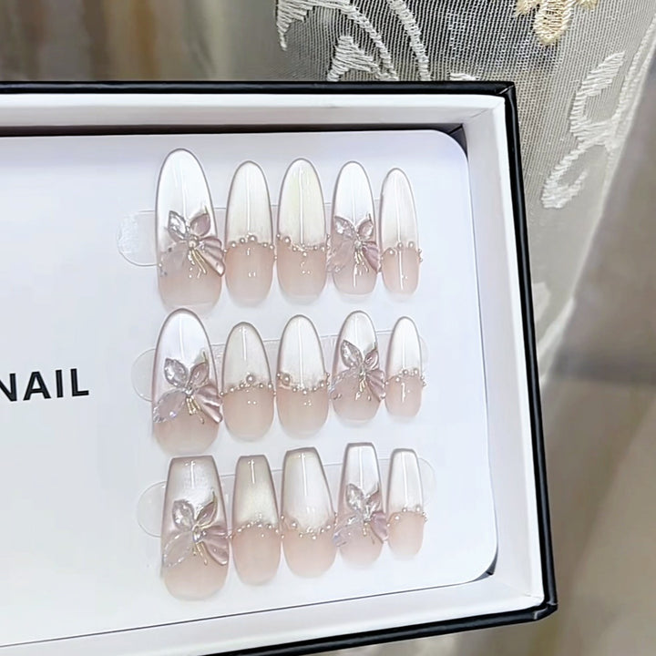 Premium Decorative Press-On Nail Set with Butterflies Bowlift