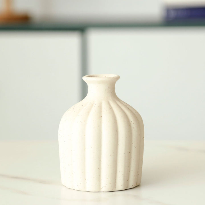 Modern Minimalist Ceramic Bud Vase Bowlift