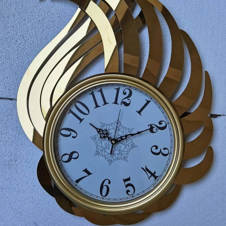 Modern Artistic Wall Clock Bowlift