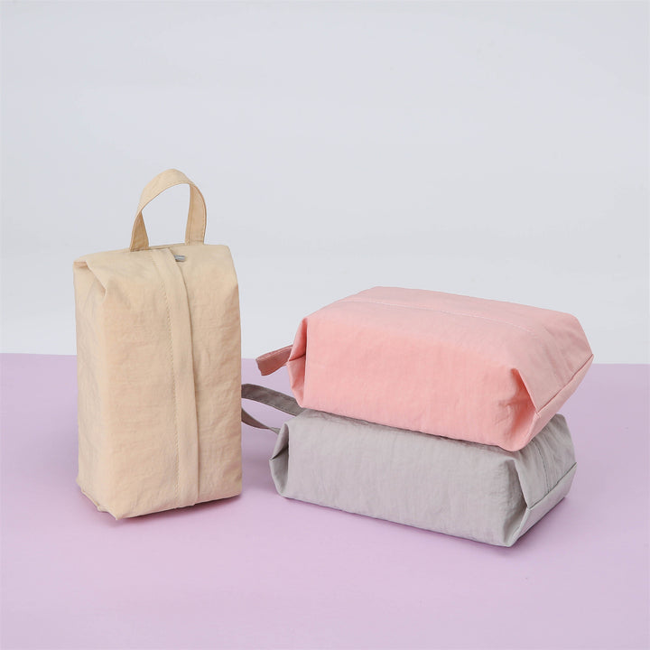 Versatile Garment Storage Bag Bowlift