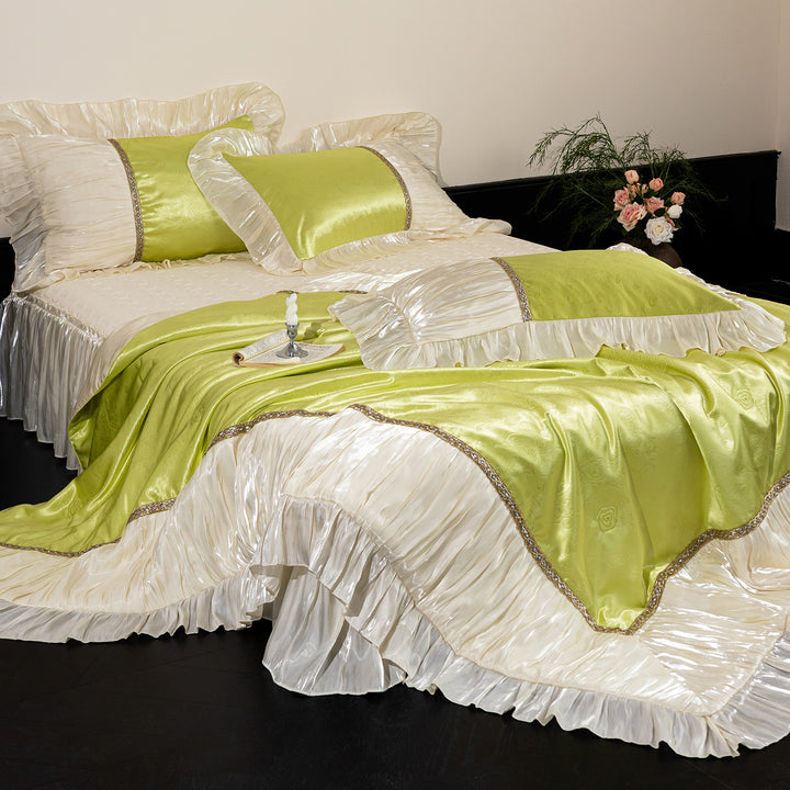 Luxury Satin-Effect Ruffled Bedspread and Decorative Pillow Sham Set