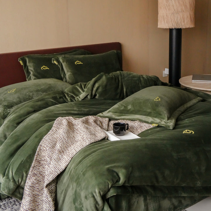 Washed Linen-Blend Cloud-Embroidered Duvet Cover Set with Hidden Closure