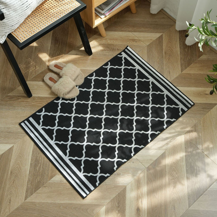 Living and entrance area mat with diamond pattern Bowlift