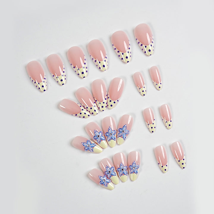 Women’s Decorative Nail Art