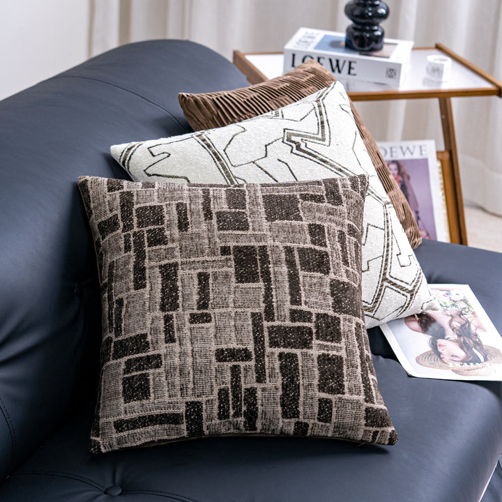 Structured decorative cushion