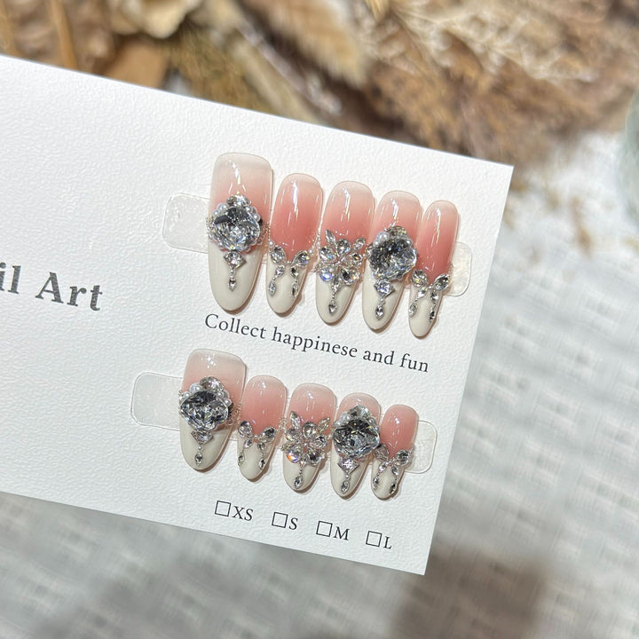 Luxurious Rhinestone-Embellished Press-On Nail Art