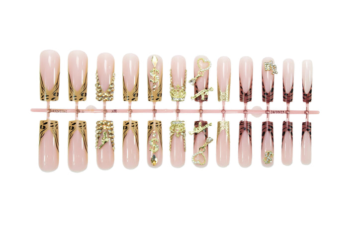 Artificial nail set with elegant golden and animal decorations Bowlift