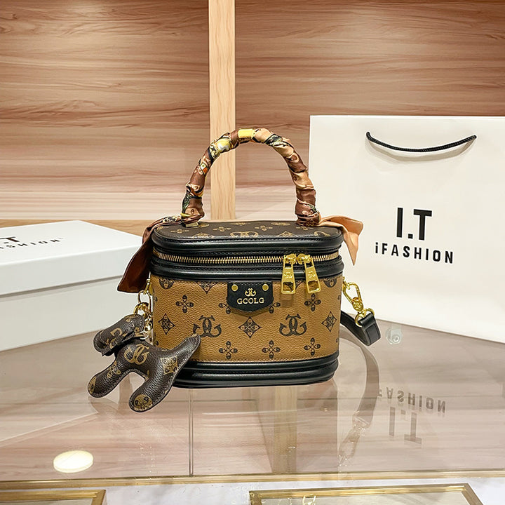 Stylish Structured Handheld Purse
