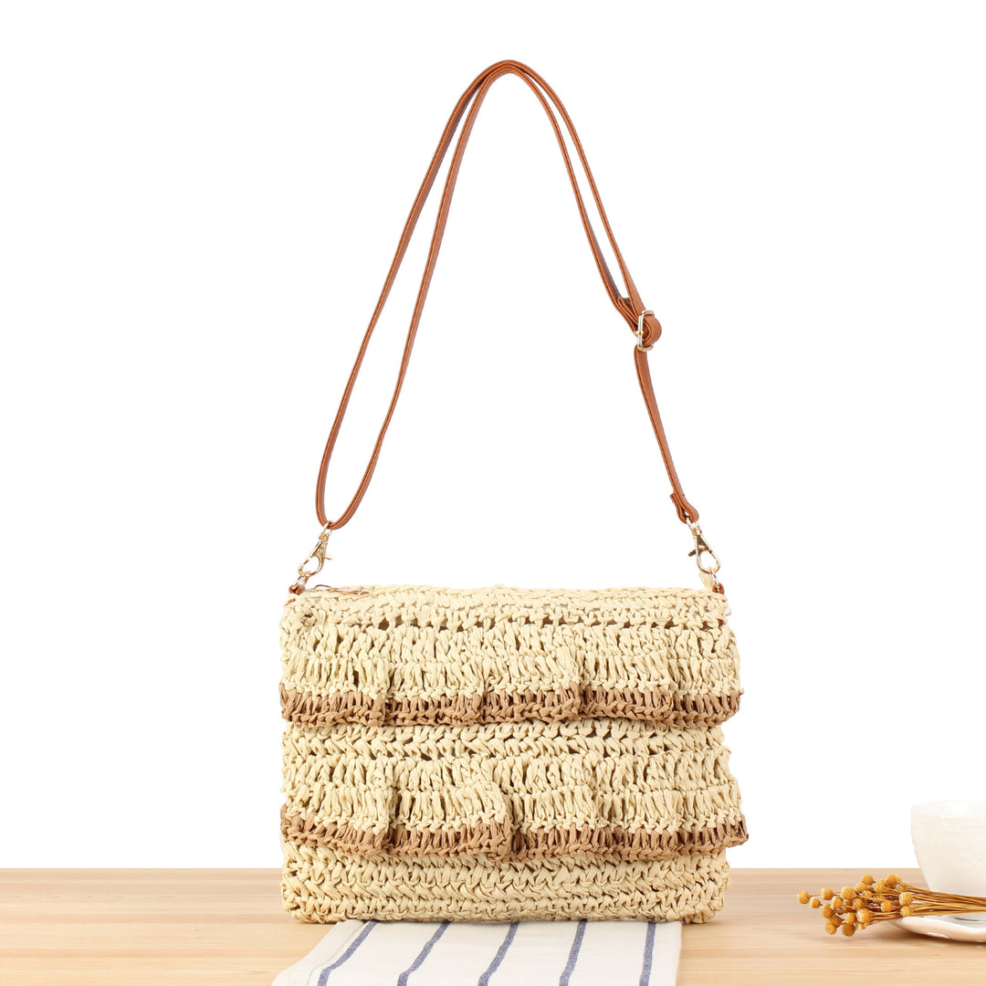 Trendy Handbag with Refinement Bowlift