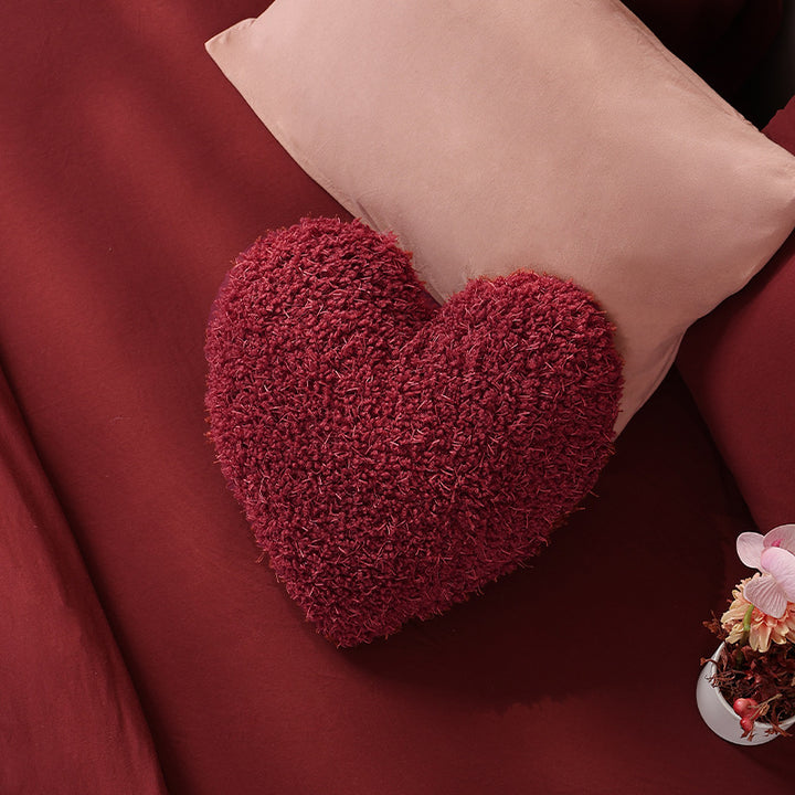 Heart-shaped plush cuddle pillow Bowlift