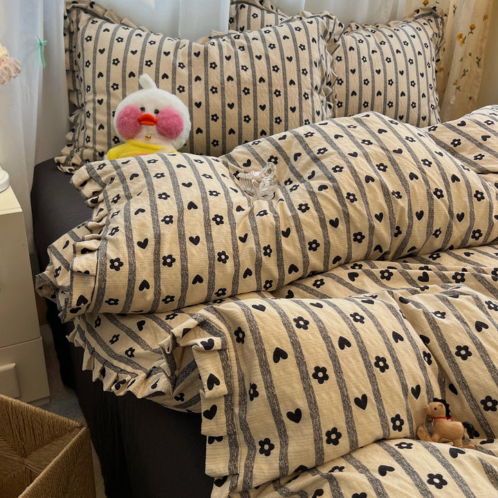 Floral Ruffled Bedding Set