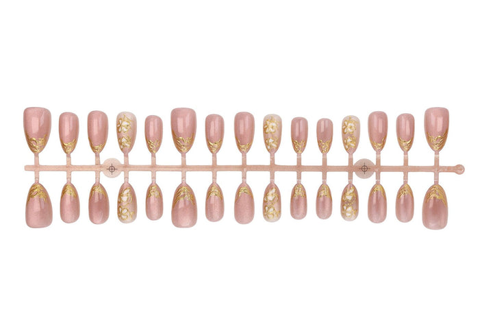 Artificial nail set with elegant flower details Bowlift
