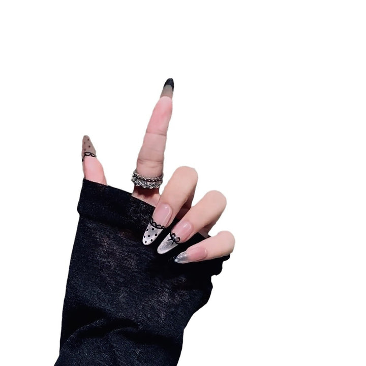Artistic French Tip Press-On Nails Bowlift