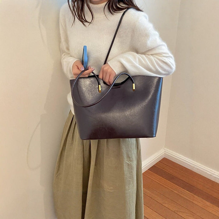 Elegant Leather Tote