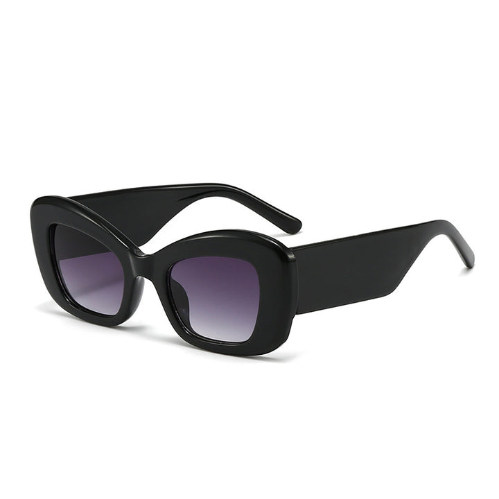 Ladies fashionable oversized sunglasses in modern design Bowlift