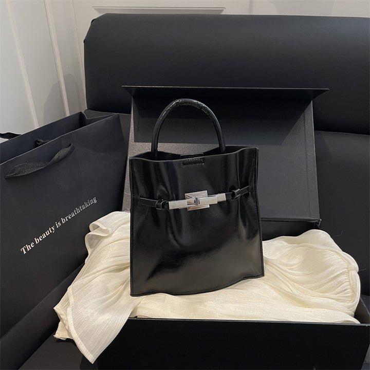 Elegant Structured Leather Handbag