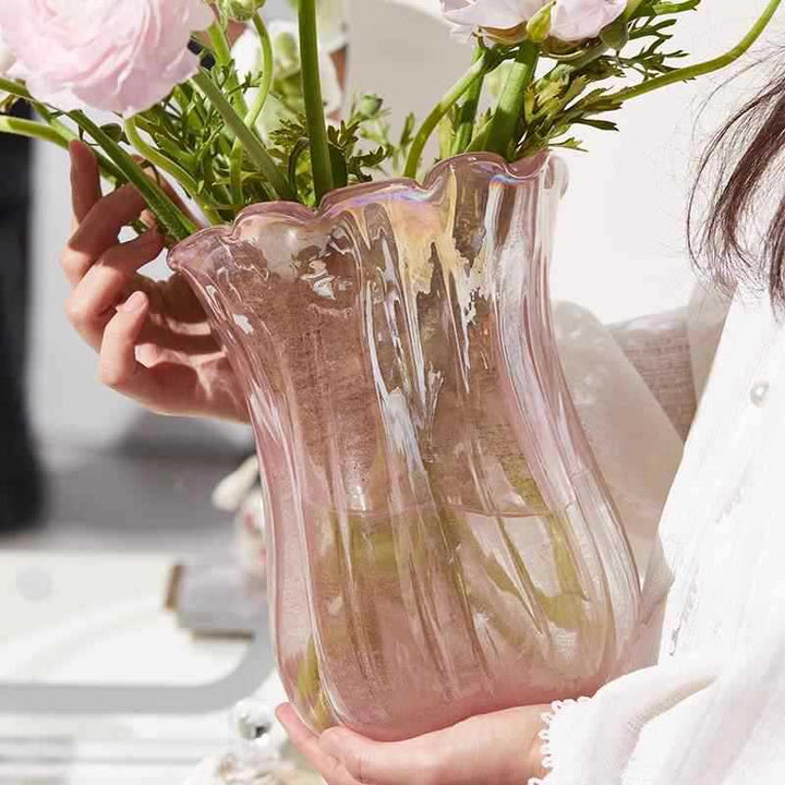 Handblown Ruffled-Tulip Art Glass Decorative Vase Bowlift