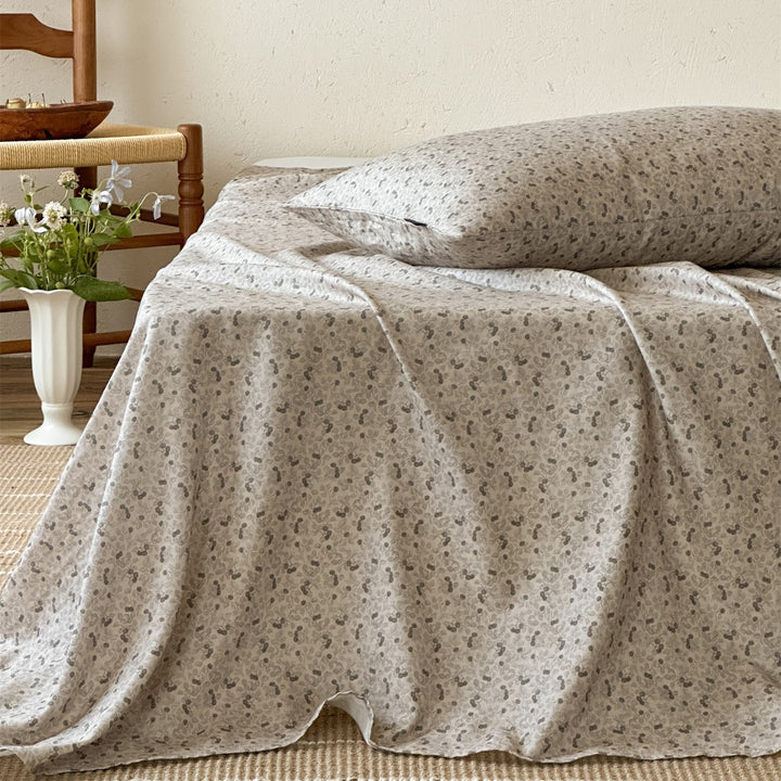 Washed Linen-Blend Floral Bedspread and Pillowcase Set